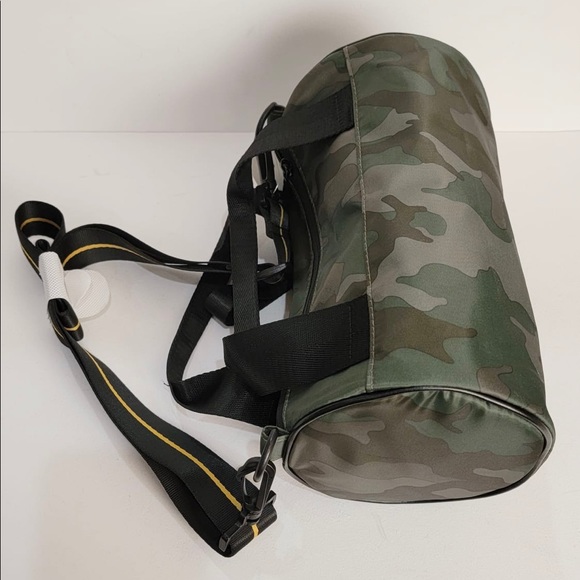 Brand New Shoulder Bag - Picture 2 of 5